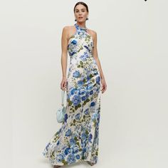 New With Tags $448 Size 4p Reformation Veria Silk Dress. Maxi Length 100% Silk Dress With Blue Floral. Halter Neckline With Tie Straps. Back Zipper And Front Ruching. Lightweight Silk Charmeuse Fabric Veria Silk Dress, Patterned Bridesmaid Dresses, Sustainable Wedding Dress, Bm Dresses, Floral Bridesmaid Dresses, Bridal Attire, Floral Bridesmaid, Formal Garden, Guest Attire