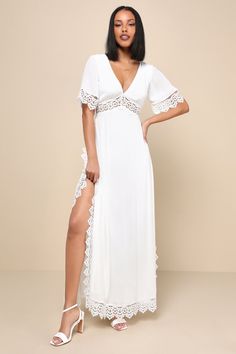 Sweeten the Occasion White Lace Short Sleeve Maxi Dress White Flutter Sleeve Dress, Dresses For Engagement Pictures, White Flowy Maxi Dress, Marriage Ideas, Splendid Dress, Beachy Dresses, Empire Wedding Dress, Short Sleeve Maxi Dress, White Lace Shorts