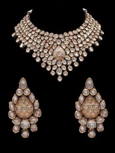 (1) Mendhika Kundan Statement Polki Jadau Bridal Set worn by Manpreet Toor – bAnuDesigns Manpreet Toor, Indian Bridal Jewelry Kundan, Jadau Necklace Set, Jadau Necklace, Polki Sets, Indian Bridal Jewelry, Indian Wedding Jewelry Sets, Jewelry Kundan, Reception Outfit