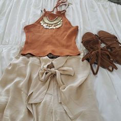 Beautiful Crop Top Color Orange, Orange Color, Summer Outfits, Crop Top, Womens Tops, Crop Tops, Orange, Women's Top, Full Service