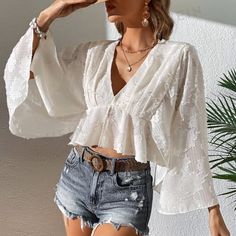 White Floral Embroidered Bell Sleeve Blouse With V Neck And Flared Sleeves #Floralblouse Lantern Sleeve Top, Lantern Sleeved Blouses, Perfect Summer Outfit, Chic Blouses, Tie Dye Long Sleeve, Bell Sleeve Blouse, Lantern Sleeve, Lantern Sleeves, Free Clothes