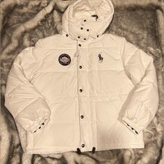 Men's Polo Ralph Lauren Alpine Racing Down Hooded Puffer Jacket White Nwt Large Brand New With Tags White Hooded Puffer Jacket With Padded Collar, Alpine Racing, Orange Puffer Jacket, Oversized Puffer Coat, Outdoor Jackets, Mens Puffer Jacket, Mens Outdoor Jackets, Ralph Lauren Jacket, Navy Blue Jacket