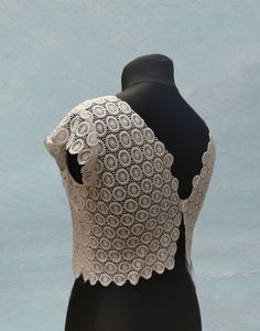 Хлопок кружева прикрыть свадебные DAVINA кружева Топ свадебный | Etsy Cropped Lace Top With Crochet Details, White Fitted Crop Top With Delicate Lace, Elegant White Crop Top For Wedding, Elegant Lace Crop Top For Wedding, Elegant Cropped Crop Top For Wedding, Elegant Cropped Lace Crop Top, Elegant Cropped Lace Top, White Fitted Crop Top For Wedding, Fitted White Lace Top With Lace Back