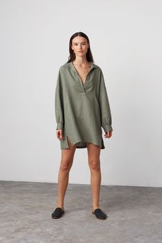 "SKY is an oversized, long sleeve linen tunic dress. Perfect  DETAILS - Collar neckline - Long sleeves - Above knee length - Oversized fit - 100% midweight European linen fabric - Cut and sewn to order just for you in our studio COLOR - Sage Green, you can also choose other colors above - Fabric samples are available here https://www.etsy.com/listing/586569696/linen-fabric-samples SIZING & FIT - Size down for a more fitted look - Model is 5'9.5\" / 177cm and wearing a size XS CARE FOR LINEN - Machine wash up to 30ºC/86ºF gentle cycle - Lay flat to dry or tumble dry low - Warm iron if needed - Do not bleach SIZE GUIDE Size conversion guide Size XS (US 0-2, IT 36-38, UK 4-6, Japan 3-5, France 32-34) Size S (US 4-6, IT 40-42, UK 8-10, Japan 7-9, France 36-38) Size M (US 8-10, IT 44-46, UK 12- Oversized Long Sleeve Shirt Dress For Vacation, Chic Long Sleeve Linen Shirt Dress, Oversized Linen V-neck Tunic, Chic Oversized Linen Dress For Daywear, Green Long Sleeve Relaxed Fit Shirt Dress, Oversized Long Sleeve Shirt Dress For Beach, Green Relaxed Fit Long Sleeve Shirt Dress, Green Linen Long Sleeve Dress For Beach, Oversized Linen Tunic Dress For Spring