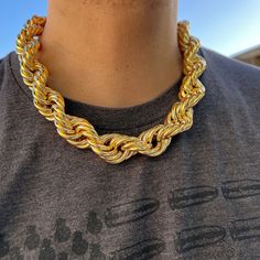 Get ready to make a statement with this Mens 14k Gold Plated Chain Hollow Rope Big Dookie! 🔥💪 Perfect for any hip hop enthusiast, this stunning chain is 20MM x 20" and screams style and confidence. 😎💰 Grab it now and elevate your fashion game. #RopeNecklace #HipHopJewelry #HipHopChain #MensNecklace #BlingCartel #GoldChain #RopeChain Big Gold Chains, Solid Necklace, Hip Hop Chains, Gold Chain Design, Expensive Watches, Chain Design, Hip Hop Jewelry, Rope Necklace, Men's Necklace