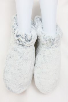 Step into coziness with Meya Plush Bootie Slippers; the perfect house shoes to keep you comfy and safe while you take life one step at a time! All in one size and three colors to choose from, these anti-skid booties will provide the luxurious look and feel you're looking for! Winter Slippers With Faux Fur Lining For Loungewear, Winter Faux Fur Lined Slippers For Loungewear, Winter Loungewear Slippers With Faux Fur Lining, Cozy Slippers With Soft Texture And Round Toe, Super Soft Slippers For Winter Lounging, Super Soft Winter Slippers For Lounging, Winter Super Soft Slippers For Lounging, Super Soft Slippers For Lounging In Winter, Comfortable Cozy Slippers With Faux Fur Lining