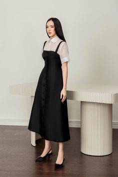 Olivia Strappy Dress MEAN BLVD Detail Couture, Mean Blvd, Strappy Dress, Chic And Elegant, Strappy Dresses, Modest Fashion Outfits, Looks Chic, 가을 패션, Stylish Dresses