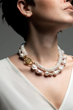 House of Sól｜Fine Jewelry｜Peggy Unapologetic Woman, Peggy Guggenheim, Pearl Jewelry Design, Pearl Necklace Designs, Larger Than Life, Baroque Pearl Necklace, Wine Vinegar, Gold Models, A Glass Of Wine