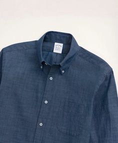 The Instagram-friendly Regent Chambray Sport Shirt. Stylish yet comfortable enough for all your posts with its incredibly soft 100% cotton chambray, classic button-down collar and chest pocket. Fit for everyday wear with its regular tailored cut that flatters any body type. Pair it with jeans, shorts or khakis alike - this wardrobe essential is perfect for all your adventures, both on and offline. Classic Shirt With Buttons For Casual Gatherings, Classic Shirt With Buttoned Pockets For Everyday, Classic Shirt With Buttoned Pockets For Casual Gatherings, Classic Collared Shirt For Casual Gatherings, Chambray Shirt With Buttons And Relaxed Fit, Relaxed Fit Chambray Shirt With Button Closure, Relaxed Fit Chambray Shirt With Buttons, Classic Shirt For Casual Gatherings, Everyday Unstructured Shirt With Buttoned Pockets