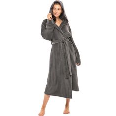 Invest in yourself, invest in comfort. Relax in both comfort and style with this stylish fleece bathrobe for women from Alexander Del Rossa. A women's robe is one of those warm familiar products that you didn't know you loved until you had one. Whether you decide to buy this plush robe for women as a gift or for yourself, everyone deserves a life of comfort. Feel good from head to toe in the fabric you wear. Warm and plush, this full-length robe is made from 330 GSM coral fleece to keep you warm Womens Robes Long, Guys Aesthetic, Winter Robes, Easy Gift Ideas, Womens Bathrobes, Cozy Ideas, Soft Robes, Hooded Robe, Master List