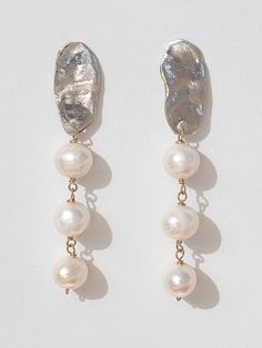 White High Luster Baroque Pearl Earrings, Silver Shell-shaped Pearl Earrings For Gifts, Silver 14k Gold-filled Pearl Drop Earrings, 14k Gold-filled Pearl White Dangle Pearl Earrings, 14k Gold-filled Pearl White Earrings With Pearl Charm, Custom Jewellery, Freshwater Pearls Earrings, Silver Drop Earrings