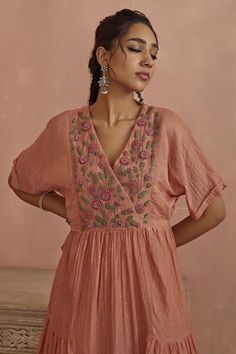 Pink chanderi tunic featuring a V neck and half sleeves with a flared silhouette. Embellished with block printing and 3D floral thread hand embroidery on the yoke., Fit: Relaxed Hand Embroidered Tunics, Tunics Online, Pink Thread, Cotton Slip, Embroidered Tunic, Block Printing, Tunic Length, Womens Tunics, Aza Fashion