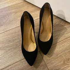 Size 36 Condition: Like New. Slightly Worn. Measurement: Heel Height: 4.25" Origin: Made In Italy Elegant Suede Wedge Heels, Charlotte Olympia Shoes, Charlotte Olympia, Heel Pumps, Suede Heels, Olympia, Pumps Heels, Shoes Women Heels, Heel Height