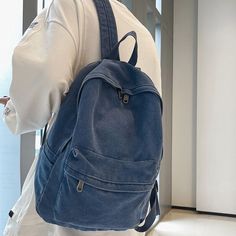 Navy Blue Backpack Aesthetic, Aesthetic Backpack Vintage, Vintage Backpacks Aesthetic, Vintage Backpacks 90s, Amazon Backpacks, School Backpacks Aesthetic, Backpack University, Cute School Backpacks, Backpacks Aesthetic