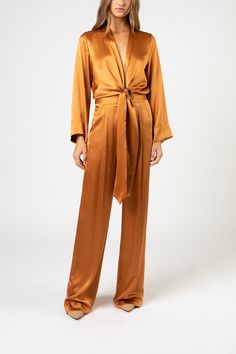 Silk satin wide leg pant with front hook and zipper closure. Featuring front pleats and side pockets. Made in USA Composition: 100% silk Silky Pants Outfit, Cake Makeover, Silk Pants Outfit, Friday Fashion, Silky Pants, Kimono Blouse, Orange Copper, Lemon Dress, Silk Suit