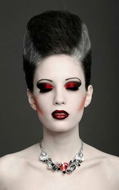 Bride of Frankenstein Bride Of Frankenstein Makeup, Bride Of Frankenstein Halloween, Halloween Bride, Wedding Makeup Tips, Theatrical Makeup