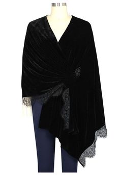 Velvet and Lace Stole Mori Witch, Magic Character, Victorian Boho, Horror Punk, Gothic Tops, Gatsby Dress, Fallen London, Lace Trim Top, Lace Wrap