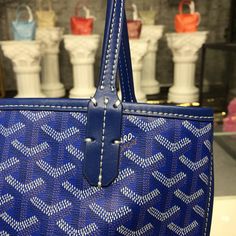 Charm - GOD Bags - 280 A+ Excellent Quality; Contact us if you've any questions in your mind. Goyard Bag, Ladies Handbags, Branded Packaging, Evening Clutch Bag, Grade 1, Luxury Items, Satchel Bags, Evening Bags, Mini Bag