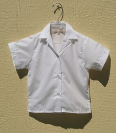 Collared T-shirt For School In Spring, Spring School T-shirt With Collar, Collared Summer Tops For School, Spring School Tops With Short Sleeves, Short Sleeve Tops For School In Spring, Summer School Uniform Top, Cotton School Tops With Collar, Classic School Tops, White Collared Top For School