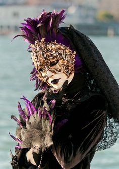 mystery lady Mehr Surreal Masquerade, Baroque Masks For Carnival And Festivals, Artistic Baroque Masks For Carnival, Carnival Masquerade Masks With Feathers, Surrealist Masquerade, Venetian Costumes, Venetian Masquerade Masks