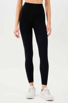 Airweight Super High Waist 7/8 - Black | SPLITS59 High Rise Yoga Pants With 4-way Stretch For Pilates, Versatile Soft-touch Activewear For Yoga, Soft Touch Elastane Yoga Pants, Seamless 4-way Stretch Leggings For Loungewear, Stretch Yoga Leggings With Go-dry Technology, Go-dry Stretch Leggings For Yoga, Stretch Go-dry Leggings For Yoga, Stretch Yoga Pants With Soft Touch, Soft Touch Stretch Yoga Pants