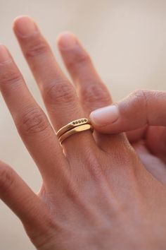 Signet Ring Women, Gold Bar Ring, Modern Engagement Ring, Ruby Wedding Rings, Diamond Ring Gold, Signet Rings Women, Ruby Ring Gold, Chic Rings, Rings Black