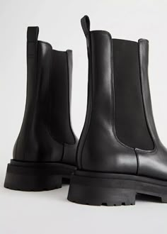 Chunky Chelsea Leather Boots - Black - Chelseaboots - & Other Stories US Workwear Boots With Round Toe In Polyurethane, Modern Platform Boots With Lug Sole And Round Toe, Modern Platform Boots With Round Toe And Lug Sole, Modern Platform Boots With Lug Sole, Classic Platform Boots With Rubber Sole And Round Toe, Leather Chelsea Boots With Platform Flat Heel, Modern Platform Boots With Vibram Sole And Round Toe, Classic Closed Toe Platform Boots, Modern Platform Boots With Vibram Sole