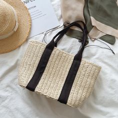 Chic Beach Bag Made Of Natural Fiber, Summer Beach Shoulder Bag Made From Palm Leaf, Chic Summer Bags Made Of Natural Fiber, Basket Beach Bag Made Of Natural Fiber For Vacation, Beige Straw Beach Bag For Daily Use, Beige Straw Shoulder Bag For Picnic, Beige Summer Straw Bag For Daily Use, Summer Beige Straw Bag For Daily Use, Bohemian Summer Straw Bag With Double Handle