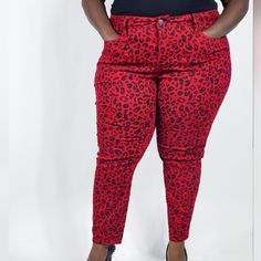 Red And Black Leopard Print, Five-Pocket Construction, Single-Button Closure With Front Zip, Ankle-Grazing Fit, And Belt Loops. Inseam Approx. 27" Mid Rise True To Size Fit, Very Comfortable Cotton, Spandex Model Is Wearing A Size 20w (My Usually Size) And Is 5" Tall Trendy Red Bottoms With Button Closure, Light Pink Jeans, Rolled Cuff Jeans, Animal Print Jeans, Cropped Wide Leg Jeans, Red Leopard, Black Leopard Print, Raw Hem Jeans, Pink Jeans