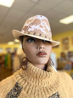 A  clean looking hat and a show stopper.This Fedora is beautiful and unisex. The fedora looks great for the summer. Comfortable fits small to med size heads.Don't delay order yours today. Fedora Hat Outfit Summer, Fedora Hat Outfit, Hat Outfit Summer, Fedora Hat Outfits, Short Hair Dos, Fedora Women, Women Fedora, Classy Hats, African Hats