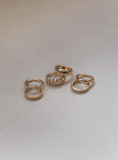 Ring pack Princess Polly Exclusive Princess Polly Lower Impact 100% reclaimed zinc Pack of six Gold-toned bands Lightweight Pack Of Rings, Every Jewels Rings, Pale Gold Jewelry, Gold Ring Pack, Ring Inspo Jewelry Gold, Princess Polly Jewelry, Dainty Gold Rings Minimalist Jewelry, Elevated Faith Rings, Gold Ring Combinations