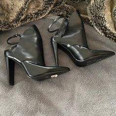 Alexandra Wang Never Been Worn Black Pumps Alexandra Wang, Sparkle High Heels, Alexander Wang Shoes, Pointy Heels, Embellished Heels, Open Toed Heels, Block Heel Shoes, Strap Pumps, Silver Heels