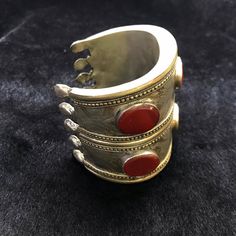 It's Handmade Silver Unique Vintage Turkman Vintage Bangle With Natural Ancient Agate Stone it's Vintage Silver Bangle Bracelet Material Silver Gemstone Agate Size 7 Cm Adjustable Round Red Coral Jewelry, Adjustable Red Coral Jewelry, Red Carnelian Bohemian Bracelets, Bohemian Red Carnelian Bracelets, Bohemian Carnelian Bracelet, Traditional Adjustable Cuff Bracelet With Polished Finish, Adjustable Traditional Cuff Bracelet With Polished Finish, Red Polished Finish Bracelet For Gift, Silver Agate Bangle Bracelet