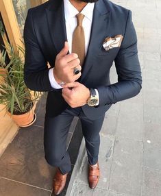 Dark Navy Blue Suit, Blue Suit Outfit, Navy Blue Suit Men, Blue Groomsmen Suits, Blue Slim Fit Suit, Navy Suit Wedding, Dark Blue Suit, Suit Combinations, Blue Suit Men