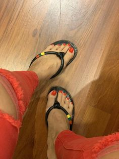 Handcrafted leather sandal in black with a red,green and gold tag. Please message your size at check out! Nail Polish For Men, Sandals Jamaica, Men Nail Polish, Men Nail, Dr Scholls Sandals, Toes And Nails, Lisa Kelly, Gold Tag, Vintage Sandals