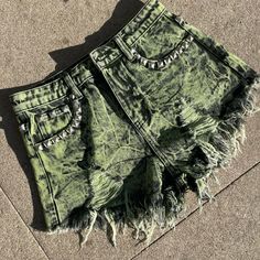 Current Mood Distressed Green High Waisted Shorts - Worn Once For A Music Video Edgy Summer Bottoms With Frayed Hem, High Waist Bottoms With Frayed Hem For Festival, Green Bottoms With Frayed Hem In Short Length, Green Summer Bottoms With Frayed Hem, Trendy Festival Bottoms With Frayed Hem, Summer Green Bottoms With Frayed Hem, Trendy Bottoms With Frayed Hem For Festival, Trendy Green Bottoms With Frayed Hem, Frayed Hem Festival Shorts