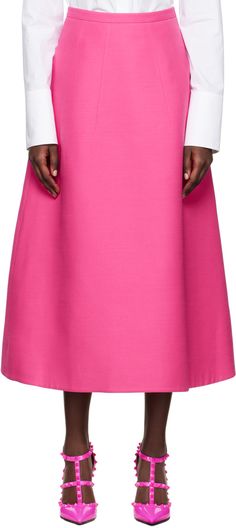 Find VALENTINO Pink Crepe Couture Midi Skirt on Editorialist. Plain-woven virgin wool and silk-blend skirt. Darts throughout. · Two-pocket styling · Zip closure at side seam · Full viscose and silk-blend satin lining Supplier color: Pink Valentino 2022, Long Pink Skirt, Magenta Skirt, Valentino Pink, Winter 2024 Fashion, Stylish Lady, Valentino Clothing, Fall Winter 2024, Pink Skirt