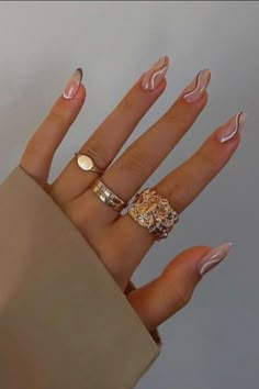 September Nails, Minimalist Nails, Classy Nails, Funky Nails, Chic Nails, Short Acrylic Nails, Nude Nails, Trendy Nails, Almond Nails