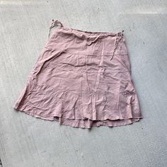 y2k mauve dusty pink color fairy midi skirt from old navy's summer 2004 collection ️ Label: Old Navy Made in India Material: 100% cotton Size: (label size 4) recommended for modern small Refer to measurements for fit details. Excellent Vintage Condition. MEASUREMENTS IN INCHES (laid flat + unstretched double where needed) : can be worn at waist or hip depending on measurements Waist: 17.5 (has drawstring on sides so can fit infinitely smaller) Length: 22 Each vintage piece has been preloved. Minor fading + wear is expected & often adds to the character. All items are cleaned & from a smoke & pet free building. We hope you appreciate this find as much as we do. FINAL SALE Rose Y2k, Long Pink Skirt, Dusty Pink Color, Fairy Skirt, Pink Skirt, Womens Skirts, Label Sizes, Vintage Cotton, Dusty Pink