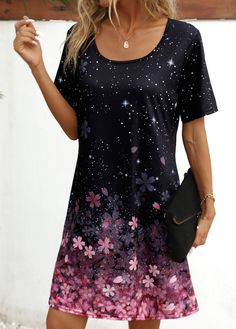 Printed Black Mini Dress For Night Out, Fitted Floral Print Dress With Crew Neck, Black Scoop Neck Summer Dress, Black Scoop Neck Dress For Summer, Casual Spring Dress With Star Print, Black Scoop Neck Dress For Spring, Black Scoop Neck Dresses For Spring, Black Scoop Neck Spring Dresses, Fitted Black Star Print Dress