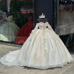 Sparkly Quinceanera Dresses Ball Gown Long Sleeves Tulle Appliques Crystals Sweet 16 Dresses 15 Años Mexican Sparkly Quinceanera Dresses, Ivory Ball Gown, Dresses 15, Flora Dress, Modest Prom, Dresses Ball Gown, Wedding Dresses With Flowers, Dress Comfortable, Wedding Flower Girl Dresses