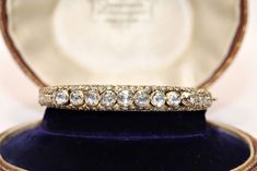 VINTAGE ORIGINAL14K GOLD NATURAL BRILLIANT CUT DIAMOND AND ROSE CUT DIAMOND DECORATED BRACELET In very good condition. Total weight is 33.6 grams. Totally is brilliant cut diamond about 4 carat. Totally is rose cut diamond about  5 carat. The diamond is has  F-G-H color and vs-vvs-s1 clarity. Acid tested to be 14k real gold. Please contact for any questions. Vintage 14k Gold Bangle, Vintage 14k Gold Bracelet For Anniversary, Vintage 14k Gold Bracelet For Weddings, Vintage 14k Gold Bracelets For Wedding, Vintage Diamond Bracelet With Hand-set Diamonds, Vintage Yellow Gold Wedding Bangle, Vintage Hand Set Diamond Bracelet, Anniversary Yellow Gold Bracelets With Rose Cut Diamonds, Heirloom Gold Bracelet For Wedding With Jubilee Detail