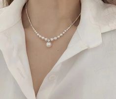 Exquisite Charm Imitated Pearl Neck Chain Trendy Cubic Zirconia Necklace Women's Classic Delicate Silver Color Square Necklaces Necklace Type: Pendant Necklaces Material: PEARL Pearl Type: Simulated-pearl Pearl Shape: Perfectly Round Shape\pattern: Ball Fine or Fashion: fashion Occasion: Anniversary Elegant White Crystal Chain Necklace, Elegant White Rhinestone Necklace With Chain, Pearl Neck, Wearing Pearls, Real Pearl Necklace, Square Necklace, Blood Diamond, Zirconia Necklace, Silver Pearl Necklace