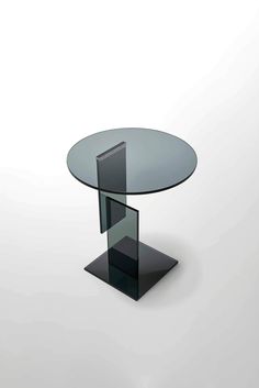 Don Gerrit Low Glass Table | Glas Italia | JANGEORGe Interior Design Interior Elements, Loft Interior Design, Italia Design, Portable Lamp, Glass Side Tables, Contemporary Modern Furniture, Low Table, Glass Furniture, Coloured Glass