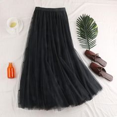 Name: big A-line skirt, fairy bouffant skirt Style:Urban leisur Material:tulle Features:bouffant skirt,splicing Pattern: pure Color:black，gray，pink Size(cm):Free length:77,waist:58-120. Womens Tulle Skirt, Gauze Skirt, Tutu Party, Gauze Skirts, Tulle Maxi Skirt, Rock Outfit, High Waist Skirt, Mesh Skirt, Double Gauze