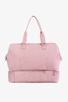 Casual Pink Travel Bag, Everyday Functional Pink Travel Bag, Pink Travel Bag With Strap, Versatile Pink Travel Bag, Pink Weekender Bag With Zipper For Travel, Cute Travel Bags, Coquette Luggage, Weekend Duffle Bag, Perfect Travel Bag