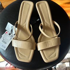 Very Comfortable Sandals. Size 36 Euro, Size 6 Usa. Made From High Quality Leather. Feather Sandals, Metallic High Heels, Zara Brand, Fabric Sandals, Zara Sandals, Leather Strap Sandals, Zara Heels, Velvet Flats, Pink High Heels