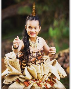 My daughter Trinity, traditional wear. Ie Toga, Siapo, Selu Tuiga. Photo shoot Tongan Culture, Earth Art, Family Pics