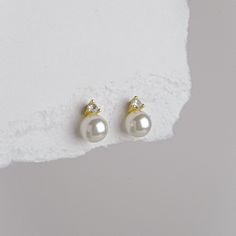 Handcrafted with a sterling silver base and 14k gold plating, these earrings will add a touch of delicacy to any look. Whether you’re dressing up for a special occasion or simply accenting your everyday look, these earrings are a must-have addition to your jewelry collection. 10x6mm Chic Tarnish-resistant Wedding Jewelry, 14k Gold Filled Round Earrings, Classic Sterling Silver Clip-on Earrings, Classic Pearl Earrings For Gift, Classic Gold Diamond Drop Earrings, White Gold Tarnish Resistant Earrings For Anniversary, Formal 14k Gold Filled Fine Jewelry, Delicate Gold-plated Earrings For Formal Occasions, Fine Jewelry 14k Gold Filled Round Earrings