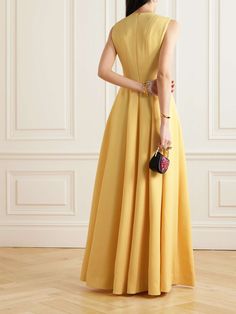 Shoulder Stretch, Emilia Wickstead, Dress Home, Maxi Dress Evening, Stretch Crepe, My Favorite Color, Silk Crepe, Net A Porter, Women Collection